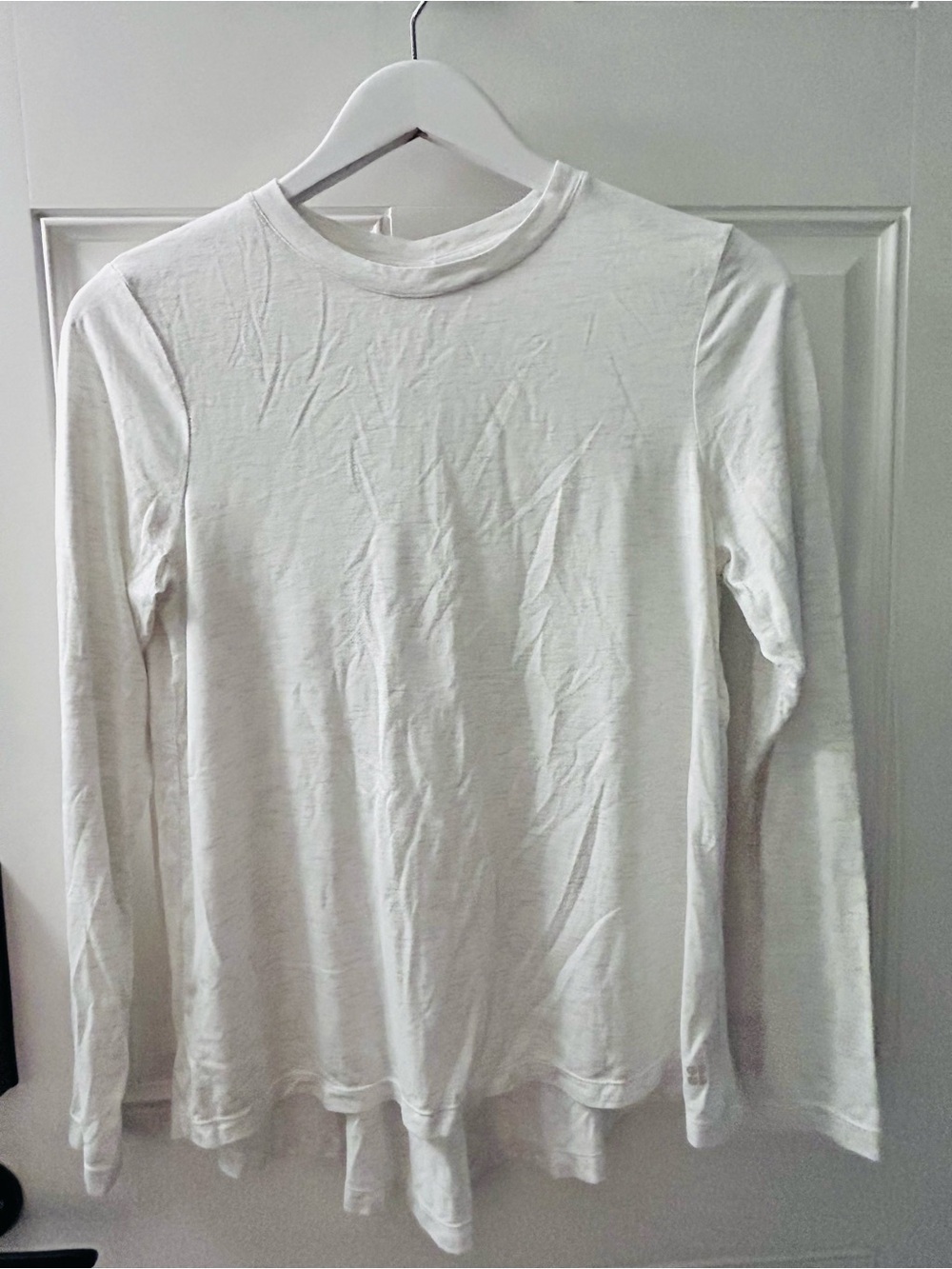 Sweaty Betty White Long-Sleeve Crewneck Top